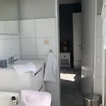 Altbauwohnung Mit Vollaustattung *