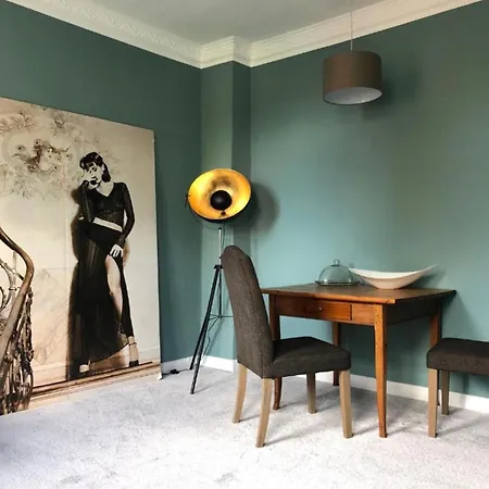 Altbaucharme In Zentraler Lage * Kiel