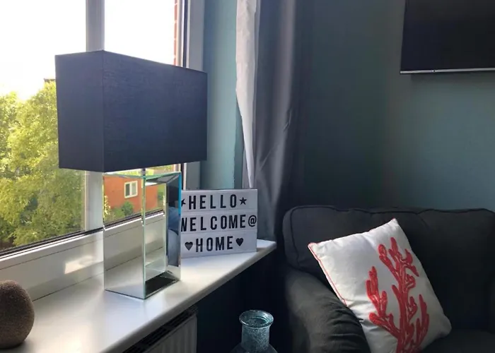 Altbauwohnung Mit Vollaustattung * Kiel