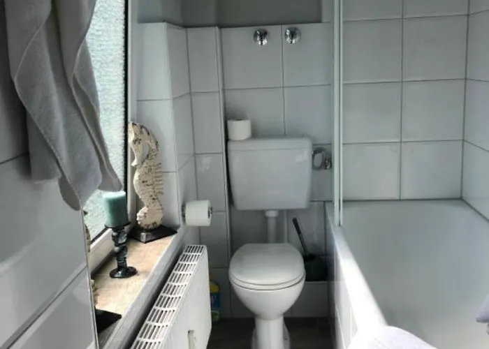 Appartement Altbauwohnung Mit Vollaustattung *